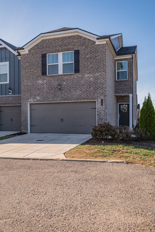 2007 Chaucer Ct, Lebanon, TN, 37087-2960 | Card Image