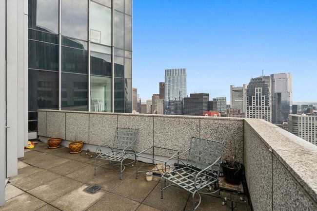 PH2B - 1 Avery St, Condo with 3 bedrooms, 5 bathrooms and null parking in Boston MA | Image 32