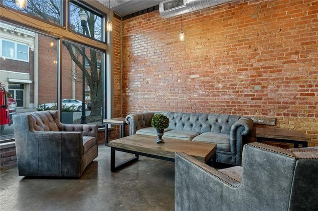 Waiting or hang out area | Image 18