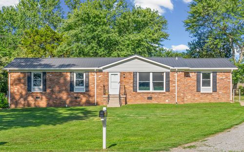 285 Melinda Dr, Clarksville, TN, 37042-4214 | Card Image