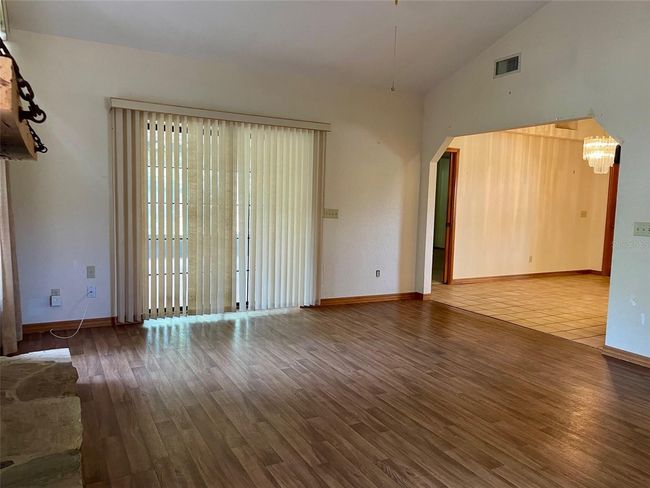 1112 Ne 130 Th Ter, House other with 3 bedrooms, 2 bathrooms and null parking in SILVER SPRINGS FL | Image 29