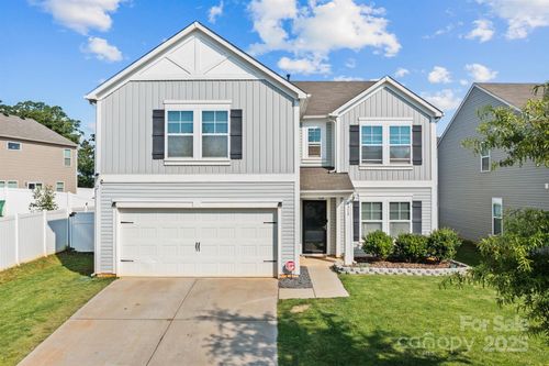 4313 Gibbon Crossing Dr, Charlotte, NC, 28269-3483 | Card Image