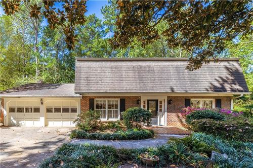 2680 Churchwell Ln, Tucker, GA, 30084-2402 | Card Image