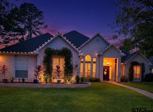 3855 Broadmoore Ct, Tyler, TX, 75707-1673 | Card Image
