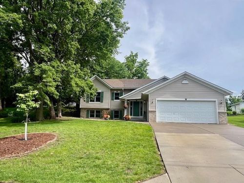 131 24th Street W, Hastings, MN, 55033 | Card Image
