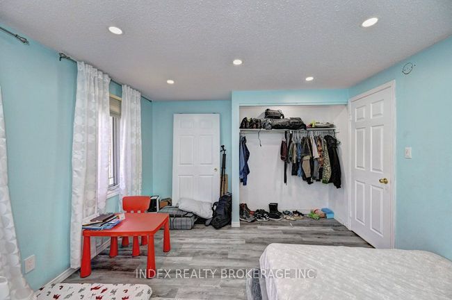 30 Maxwell Dr, House other with 4 bedrooms, 3 bathrooms and 4 parking in Kitchener ON | Image 21