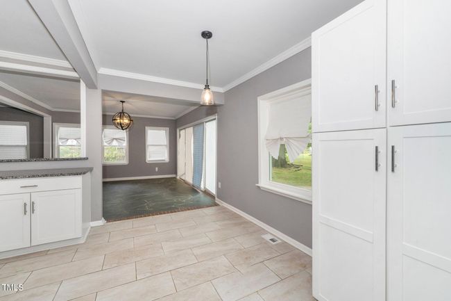 14-web-or-mls-208 S Andrews (9 of 37) | Image 14