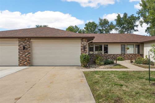 b-1585 Matterhorn Drive Ne, Cedar Rapids, IA, 52402 | Card Image