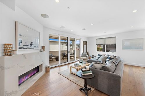 304 Breakers Dr, Corona del Mar, CA, 92625 | Card Image