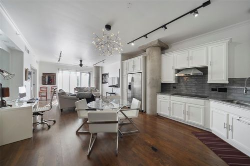 308-3030 Post Oak Blvd, Houston, TX, 77056-6562 | Card Image