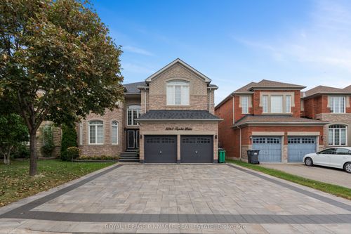 3265 Topeka Dr, Mississauga, ON, L5M7V1 | Card Image