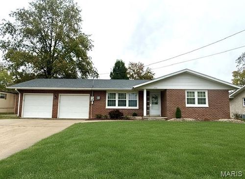 208 Hanover St, Germantown, IL, 62245-1928 | Card Image