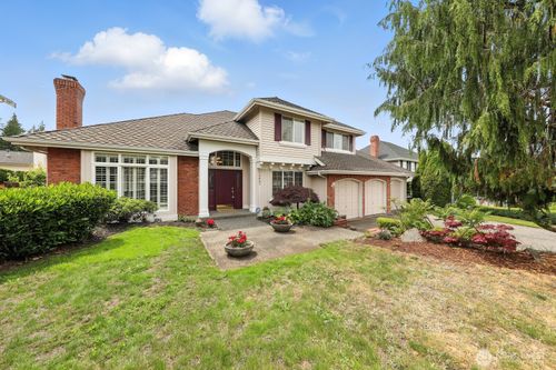 13527 42nd Ave W, Mukilteo, WA, 98275-5932 | Card Image