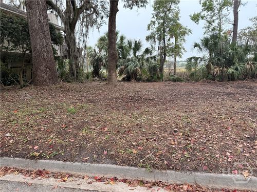 209 Battery Way, Savannah, GA, 31410-1262 | Card Image