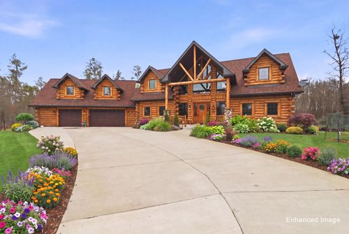 945 N Walden Way, Nekoosa, WI, 54457-8646 | Card Image