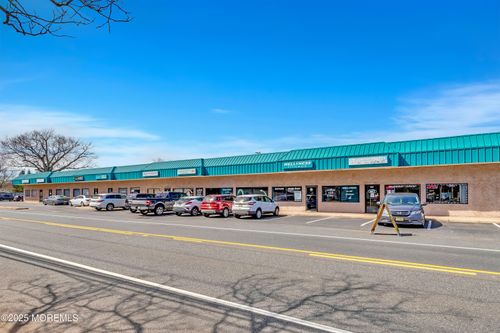 629 Palmer Ave, Hazlet Township, NJ, 07734-3286 | Card Image