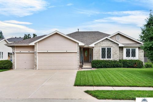 16110 Emiline St, Omaha, NE, 68136-3017 | Card Image