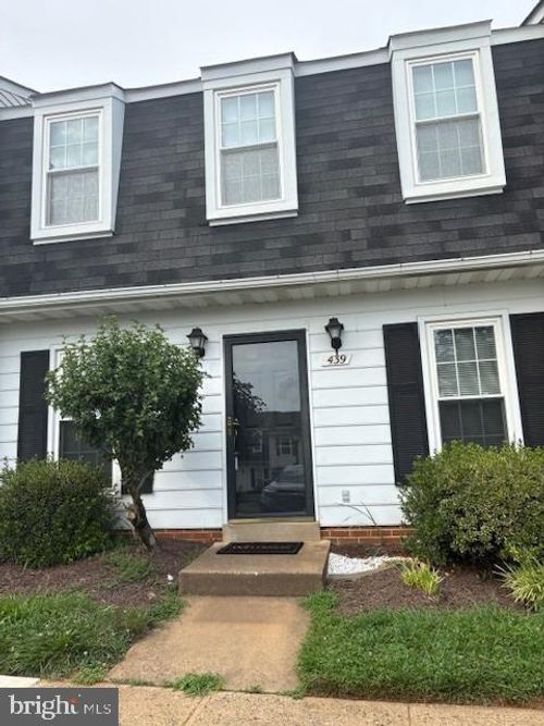 439 Ridge Ct, WARRENTON, VA, 20186-6101 | Card Image