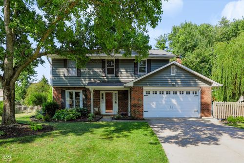 60 Waterford Ct, Zionsville, IN, 46077-1806 | Card Image