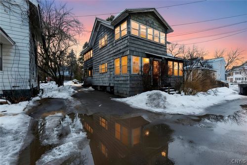 104 Kincaid Ave, Syracuse, NY, 13204-1022 | Card Image