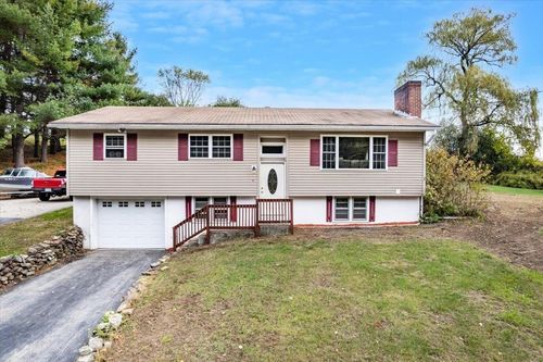 8 Orchard Hill Rd, Goffstown, NH, 03045-3311 | Card Image
