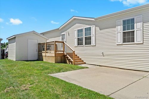 13226 Nashville Ln, Hartland, MI, 48353-7304 | Card Image