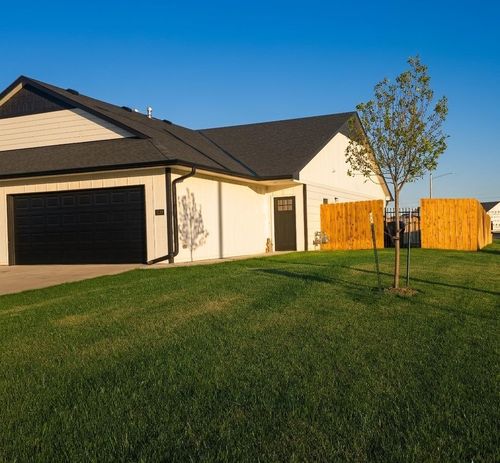 3631 W 45th St S, Wichita, KS, 67217-3992 | Card Image
