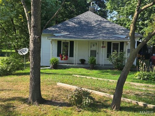 505 Madison, Dowell, IL, 62927-0246 | Card Image
