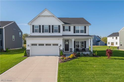 23427 Daisey Dr, Columbia Station, OH, 44028-9876 | Card Image