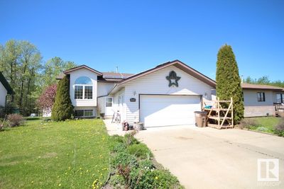 4606 4 A St S, House other with 3 bedrooms, 2 bathrooms and null parking in Boyle AB | Image 1