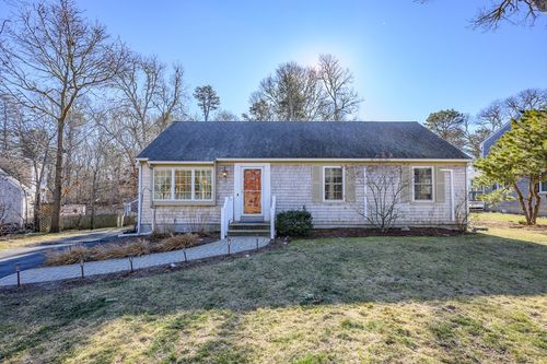 5 Rocky Way, Harwich, MA, 02645-2433 | Card Image