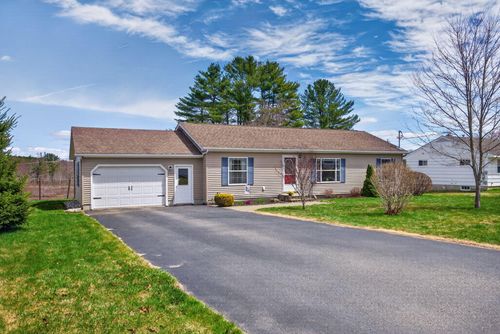 173 Golder Road, Lewiston, ME, 04240 | Card Image