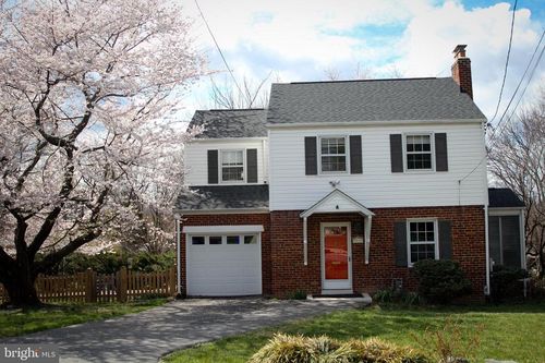 9510 Warren St, SILVER SPRING, MD, 20910-1363 | Card Image