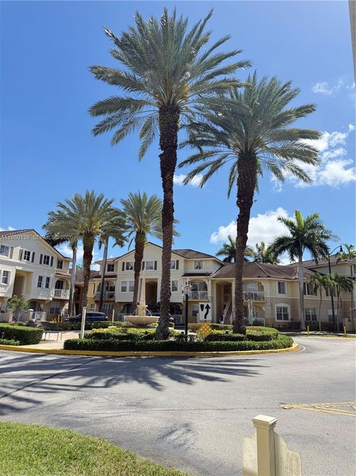 apt-209-8838 W Flagler St, MIAMI, FL, 33174-3918 | Card Image