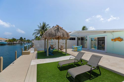 370 11th Street, Key Colony, FL, 33051 | Card Image