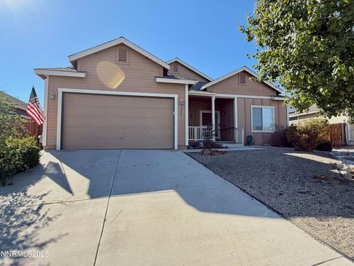 955 Aster Ln, Fernley, NV, 89408-6509 | Card Image