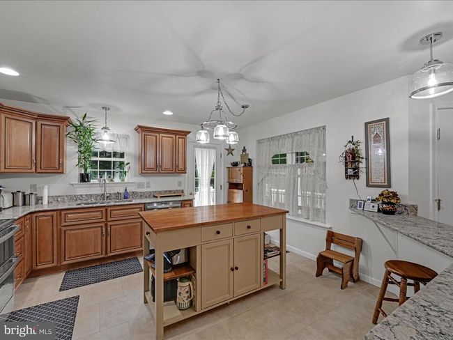 2416 Crow Foot Dr, House other with 3 bedrooms, 3 bathrooms and null parking in AUBURN PA | Image 8