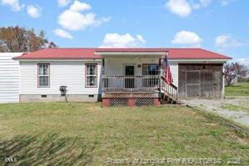 288 Baileys Xrds Rd, Benson, NC, 27504-9641 | Card Image
