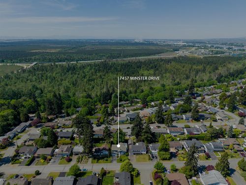 7457 Minster Dr W, Delta, BC, V4C4L8 | Card Image