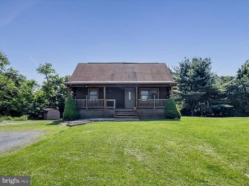 4 Kenmar Dr, SHERMANS DALE, PA, 17090-9504 | Card Image