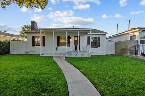 4221 W Chandler Blvd, Burbank, CA, 91505-2421 | Card Image