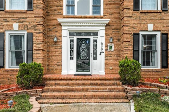 6040 Neely Farm Dr, House other with 5 bedrooms, 5 bathrooms and null parking in Peachtree Corners GA | Image 5