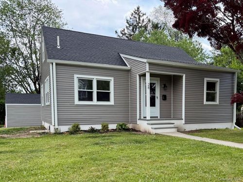 28 Quaspeak Rd, Congers, NY, 10920-2857 | Card Image