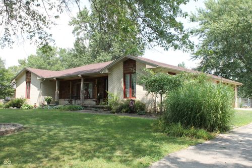 441 Mutton Creek Dr, Seymour, IN, 47274-4051 | Card Image
