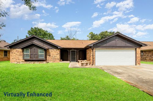 736 Springhill Dr, Hurst, TX, 76054-2322 | Card Image