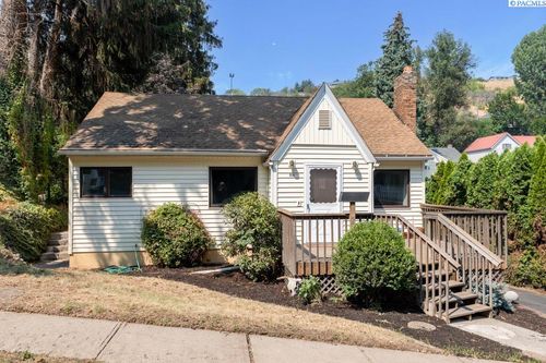 908 S Meadow Street, Colfax, WA, 99111 | Card Image