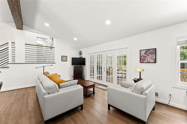 6875 Sunny Brook Ln, House other with 3 bedrooms, 2 bathrooms and 2 parking in Sandy Springs GA | Image 21