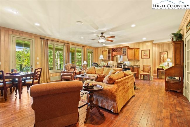 285 Wetherley, House other with 4 bedrooms, 6 bathrooms and null parking in Boone NC | Image 35