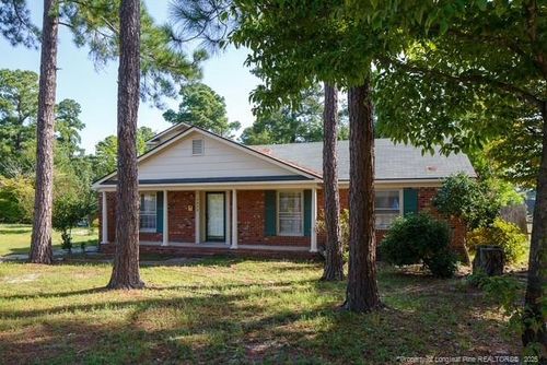 5432 Sandstone Dr, Fayetteville, NC, 28311-1294 | Card Image