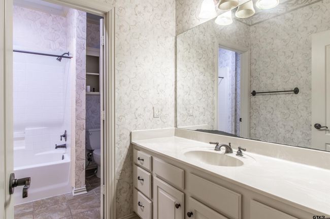 3826 Woods Blvd, House other with 4 bedrooms, 3 bathrooms and null parking in Tyler TX | Image 32